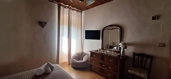 Nyaraló La Rondine *